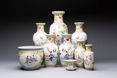 Seven Chinese famille rose vases, a scroll jar and a jardinière on a stand, Qianlong marks, 20th C.