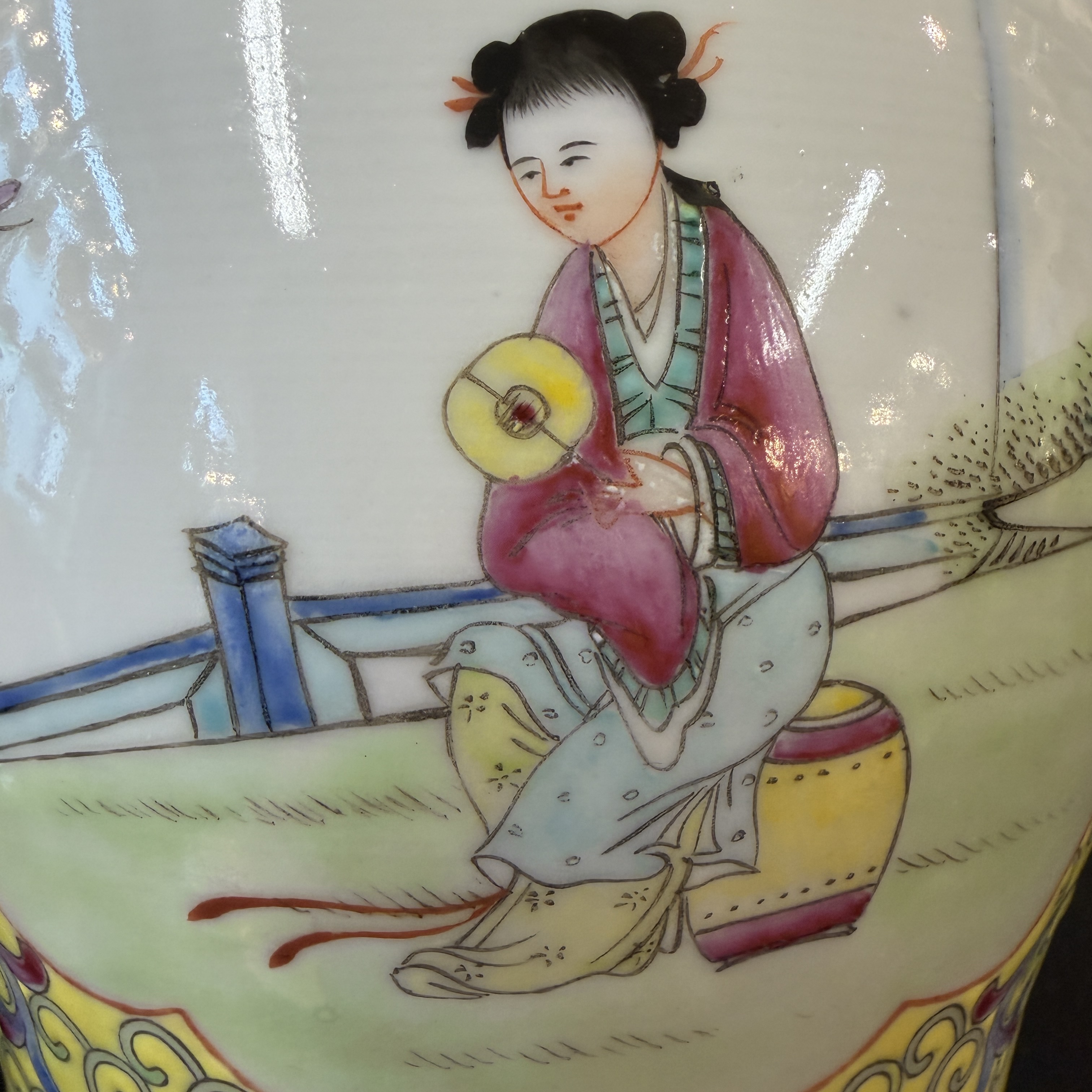 Seven Chinese famille rose, verte and monochrome wares — 照片 73