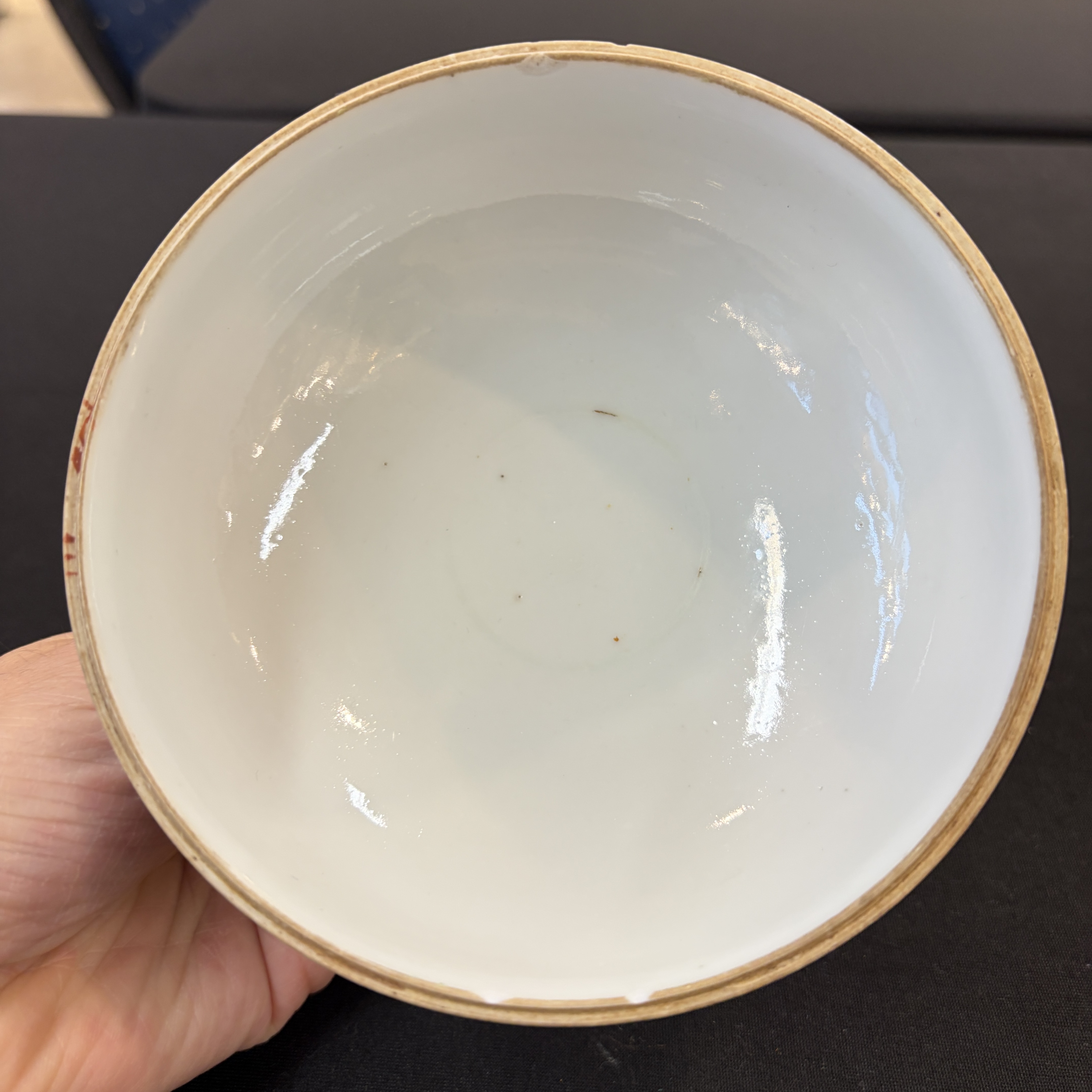 Seven Chinese famille rose, verte and monochrome wares — 照片 20