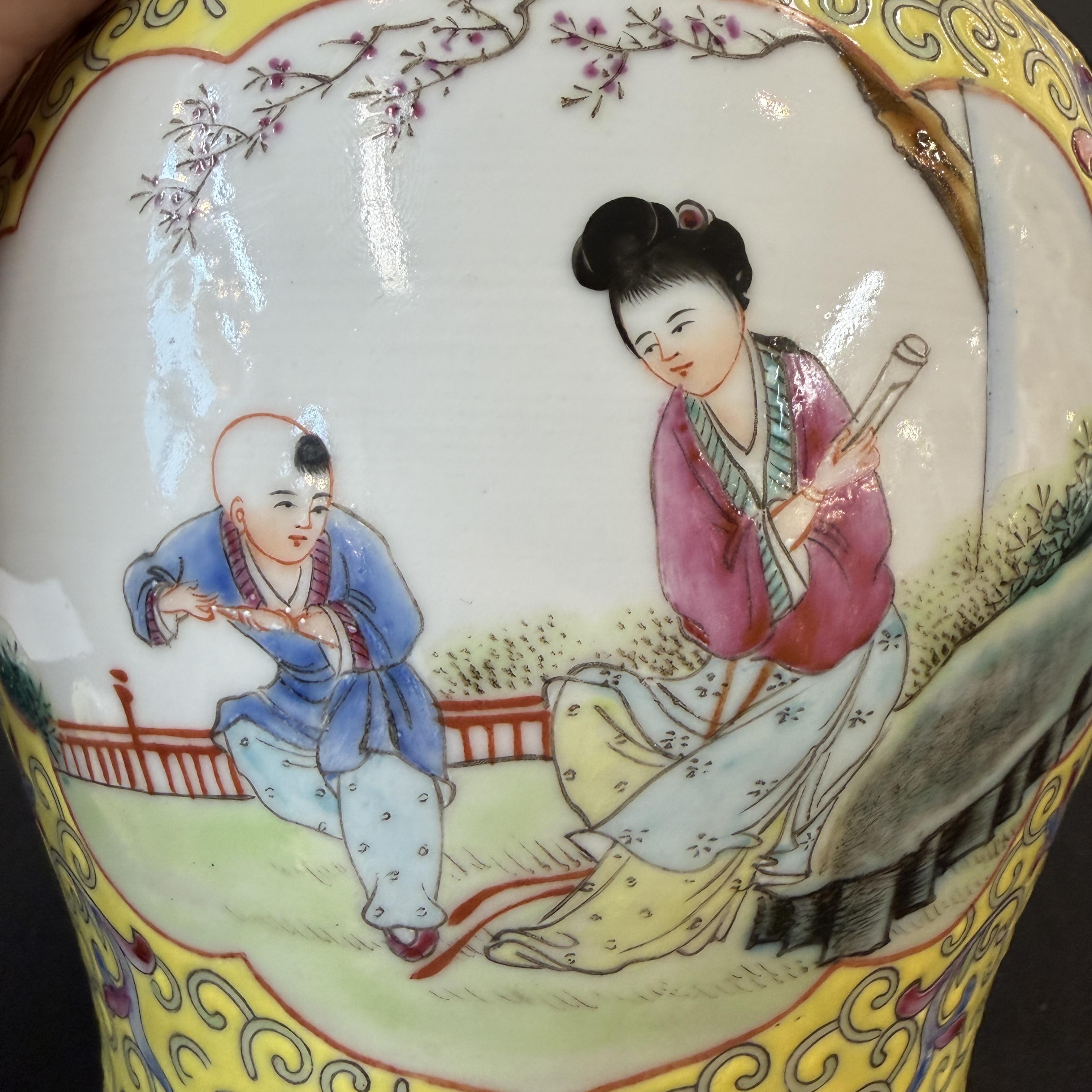 Seven Chinese famille rose, verte and monochrome wares — 照片 69