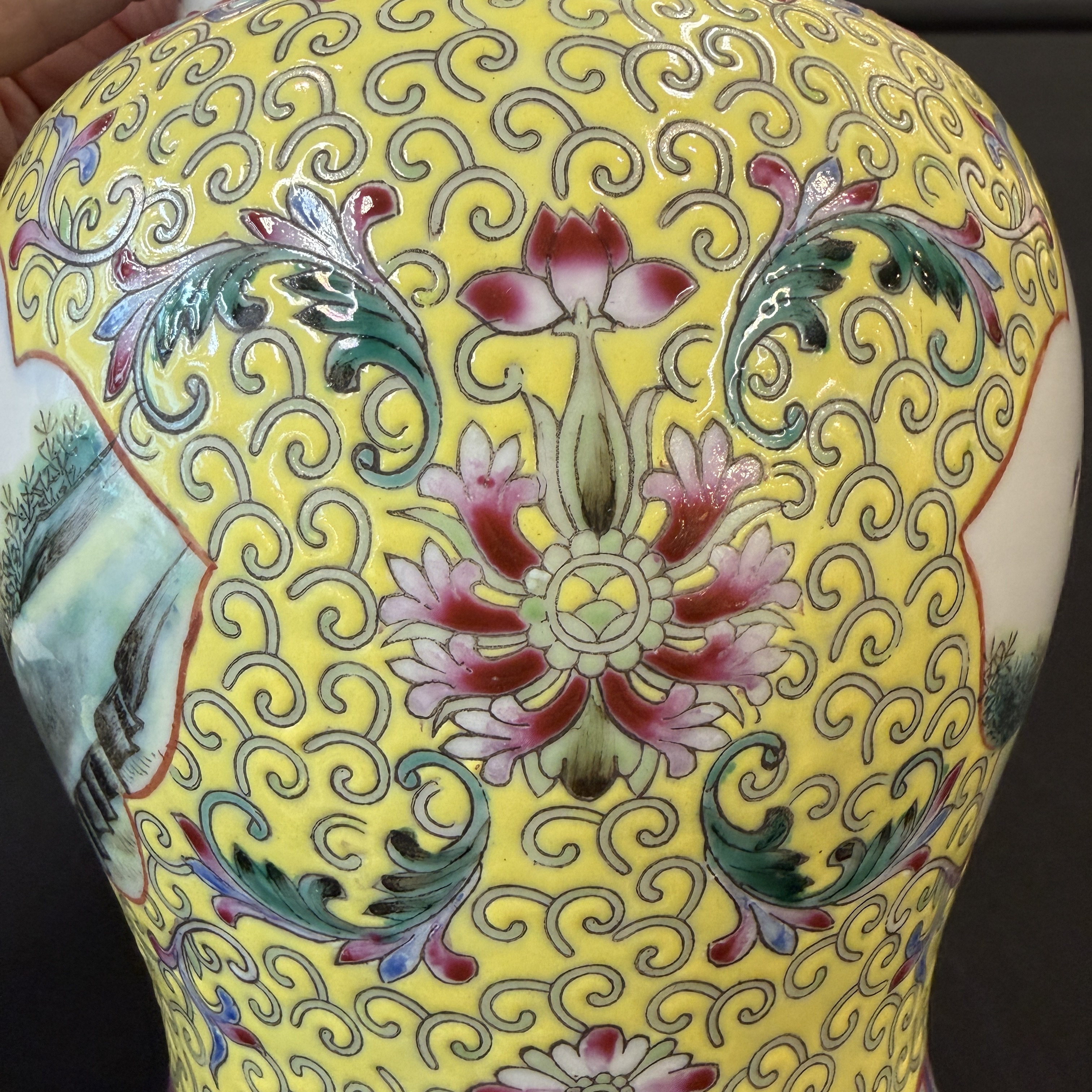 Seven Chinese famille rose, verte and monochrome wares — 照片 71