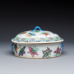 Seven Chinese famille rose, verte and monochrome wares — 照片 2