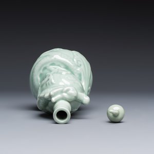 Seven Chinese famille rose, verte and monochrome wares — 照片 28
