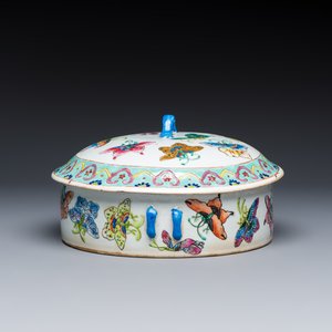Seven Chinese famille rose, verte and monochrome wares — 照片 5