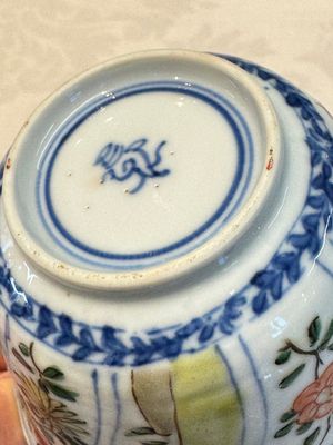 Seven Chinese famille verte cups and four saucers, conch shell and lingzhi marks, Kangxi — photo 102