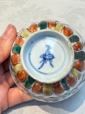 Seven Chinese famille verte cups and four saucers, conch shell and lingzhi marks, Kangxi — photo 25
