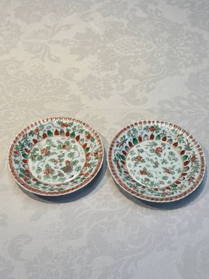 Seven Chinese famille verte cups and four saucers, conch shell and lingzhi marks, Kangxi — photo 42
