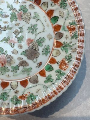 Seven Chinese famille verte cups and four saucers, conch shell and lingzhi marks, Kangxi — photo 47