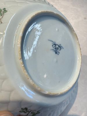Seven Chinese famille verte cups and four saucers, conch shell and lingzhi marks, Kangxi — photo 66