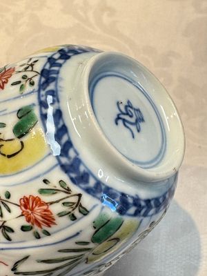 Seven Chinese famille verte cups and four saucers, conch shell and lingzhi marks, Kangxi — photo 89