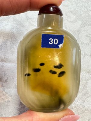 Seven Chinese glass snuff bottles, Daoguang mark, 19/20th C. — photo 36