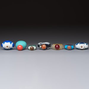 Seven Chinese glass snuff bottles, Daoguang mark, 19/20th C. — photo 5