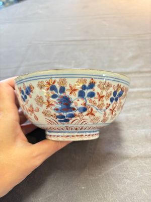 Seven Chinese Imari-style and famille rose bowls with floral and figural designs, 18th C. — foto 34