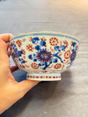 Seven Chinese Imari-style and famille rose bowls with floral and figural designs, 18th C. — foto 37