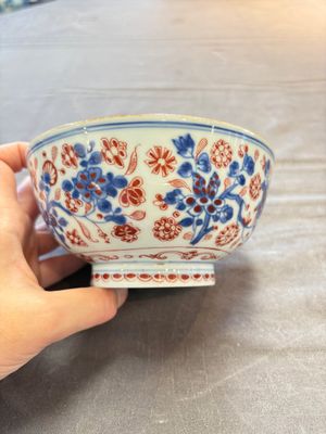 Seven Chinese Imari-style and famille rose bowls with floral and figural designs, 18th C. — foto 39