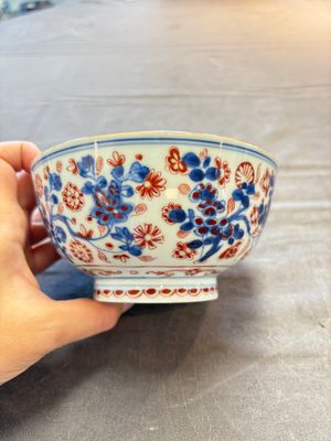 Seven Chinese Imari-style and famille rose bowls with floral and figural designs, 18th C. — foto 40