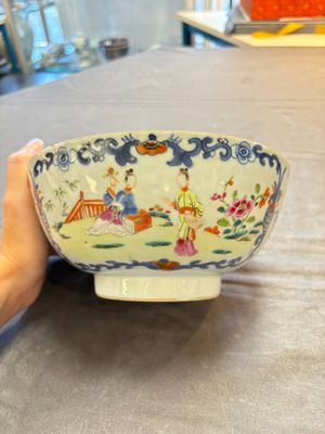 Seven Chinese Imari-style and famille rose bowls with floral and figural designs, 18th C. — foto 9