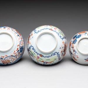 Seven Chinese Imari-style and famille rose bowls with floral and figural designs, 18th C. — foto 13