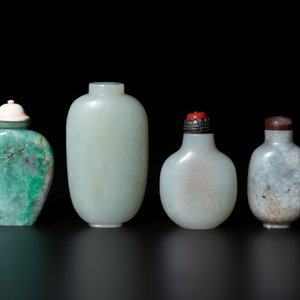 Seven Chinese jade and jadeite snuff bottles, 19th C. — photo 4