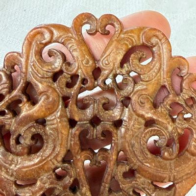 Seven Chinese jade, jadeite and agate wares, including snuff bottles — photo 3