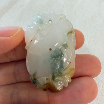 Seven Chinese jade, jadeite and agate wares, including snuff bottles — photo 5