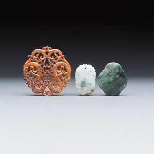 Seven Chinese jade, jadeite and agate wares, including snuff bottles — photo 10