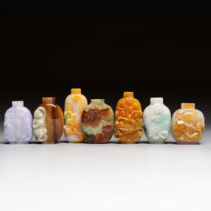 Seven Chinese jadeite snuff bottles, 20th C. — 照片 1