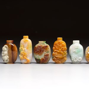 Seven Chinese jadeite snuff bottles, 20th C. — 照片 2