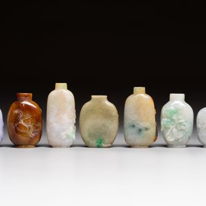 Seven Chinese jadeite snuff bottles, 20th C. — 照片 4