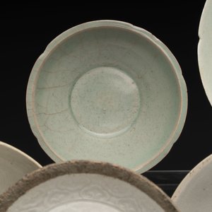 Seven Chinese monochrome wares, Yuan/Ming — foto 3