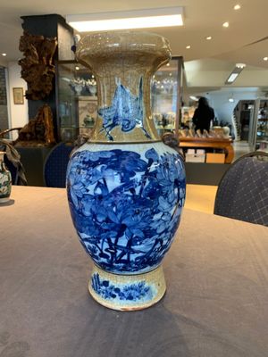 Seven Chinese Nanking blue and white and famille verte crackle-glazed vases, 19/20th C. — photo 25
