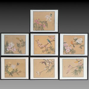 Seven Chinese school paintings: 'Flowers with birds and butterflies', ink and colour on silk, various signatures, 20th C. — photo 1