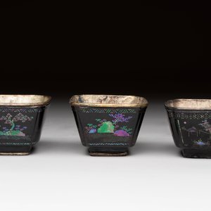 Seven Chinese silver-lined laque burgauté wine cups and two stands, Kangxi — photo 12