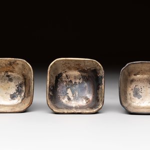 Seven Chinese silver-lined laque burgauté wine cups and two stands, Kangxi — photo 15
