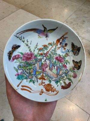 Seven fine Chinese Canton famille rose dishes and plates, 19th C. — photo 11