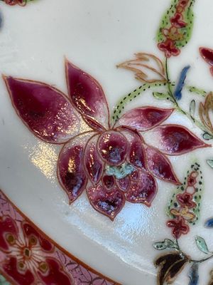 Seven fine Chinese Canton famille rose dishes and plates, 19th C. — photo 33