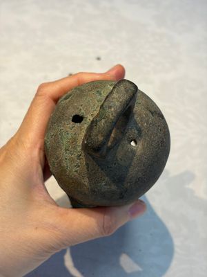 Seven various Chinese bronze and cast-iron bells, Han and later — photo 17