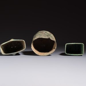 Seven various Chinese bronze and cast-iron bells, Han and later — photo 13
