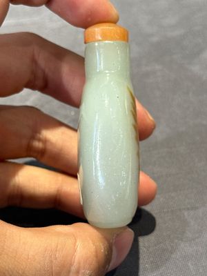 Seven various Chinese jade, agate and glass snuff bottles, 19/20th C. — photo 3
