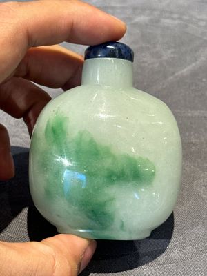 Seven various Chinese jade, agate and glass snuff bottles, 19/20th C. — photo 52