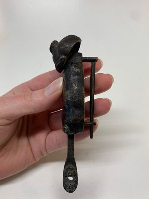 Seven various Chinese metal and cloisonné locks, Qing — photo 38