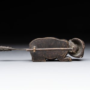 Seven various Chinese metal and cloisonné locks, Qing — photo 15