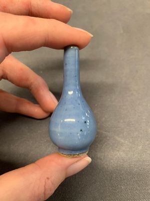 Seven various Chinese monochrome miniature vases, Kangxi/Qianlong — photo 15