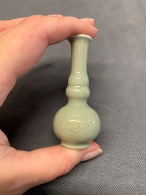 Seven various Chinese monochrome miniature vases, Kangxi/Qianlong — photo 2
