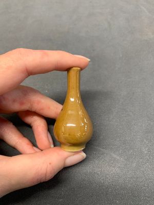 Seven various Chinese monochrome miniature vases, Kangxi/Qianlong — photo 8