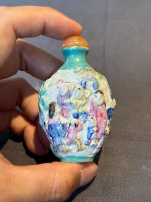 Seven various Chinese snuff bottles, Qianlong mark, 19/20th C. — foto 11