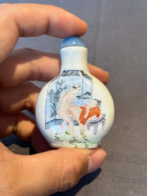 Seven various Chinese snuff bottles, Qianlong mark, 19/20th C. — foto 19