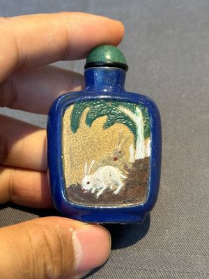 Seven various Chinese snuff bottles, Qianlong mark, 19/20th C. — foto 46