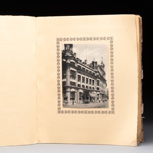 'Shanghai of To-day', dated 1930, and a large collection of travel photographs through China, 2nd quarter 20th C. — 照片 4