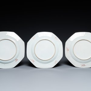 Six assiettes de forme octagonale en porcelaine de Chine famille rose, Qianlong — photo 3